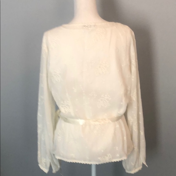Tapeneasure sheer blouse with cami - Picture 4 of 4